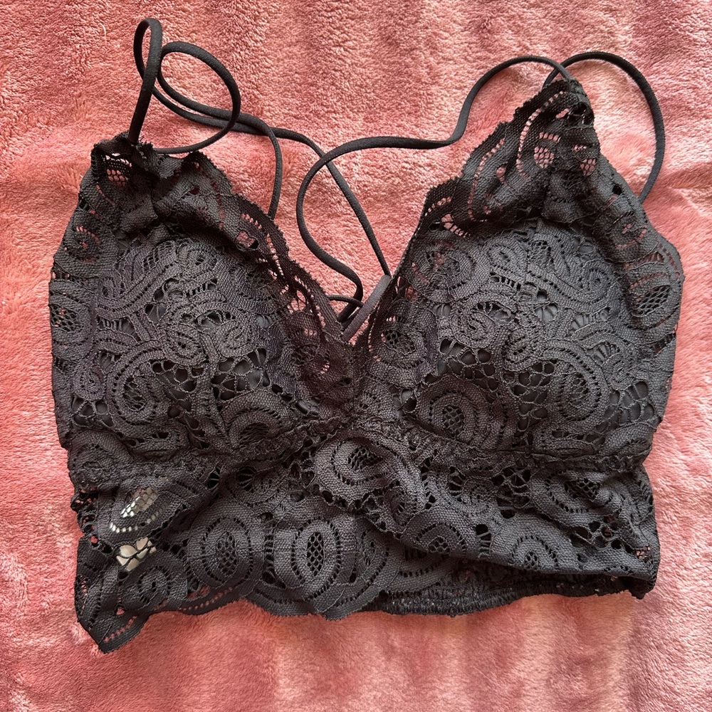 PINK Super cute black lace strappy bralette
